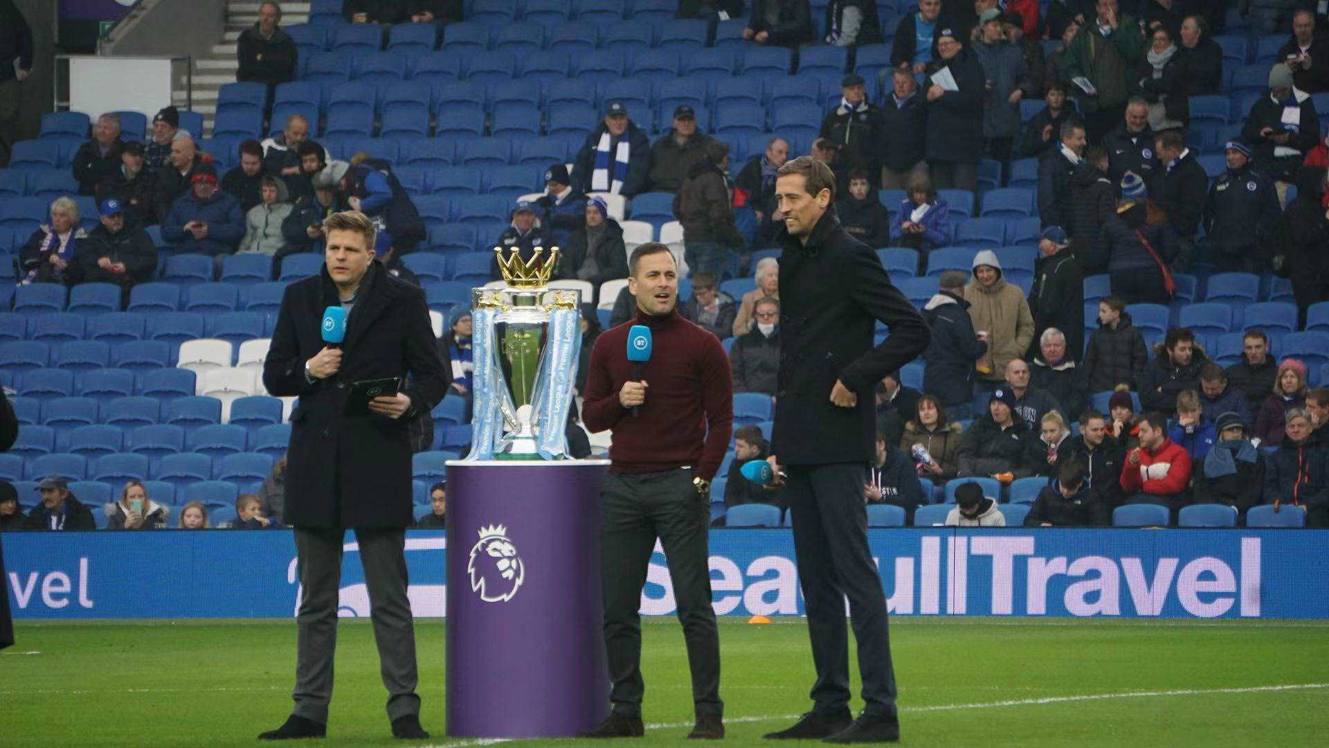 纵歌曼顶住 纵歌曼顶住